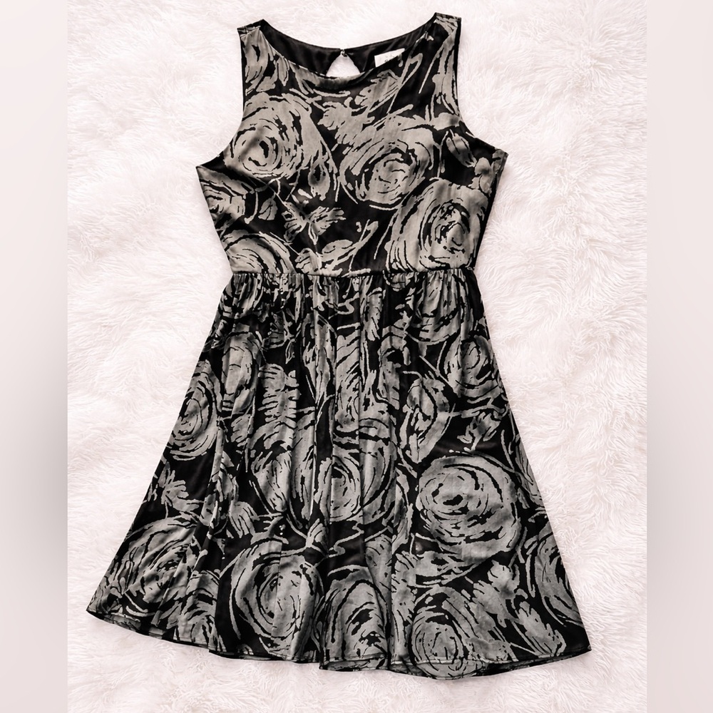 ECI Black and Gray Floral Dress Size 10
